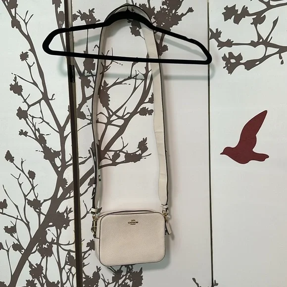 Coach purse - Picture 5 of 8